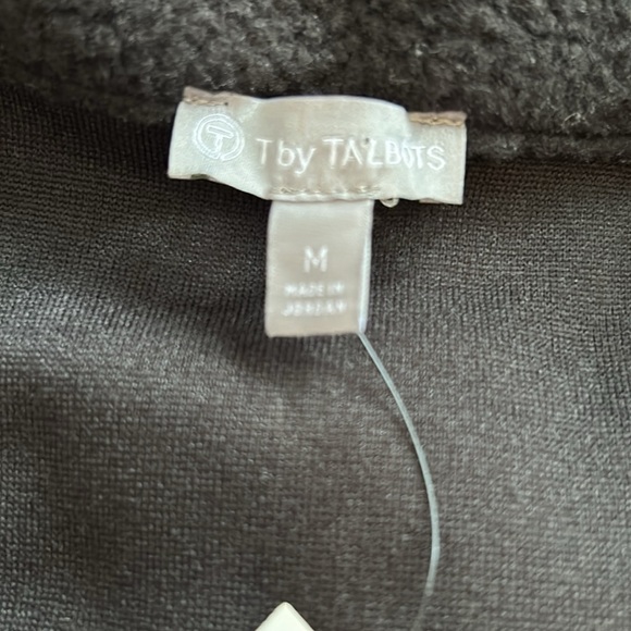 T by Talbots High Low Cozy Sherpa Full Zip Colorblock Back White - Picture 9 of 10